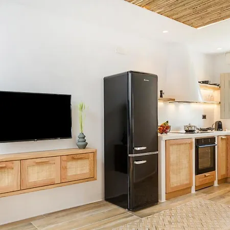 Naxian Icon Luxury 2 Apartmán