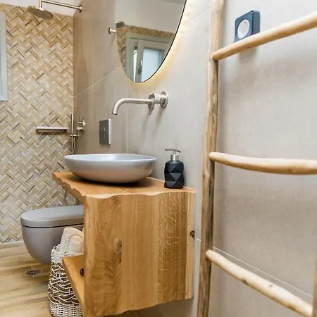 Naxian Icon Luxury 2 *